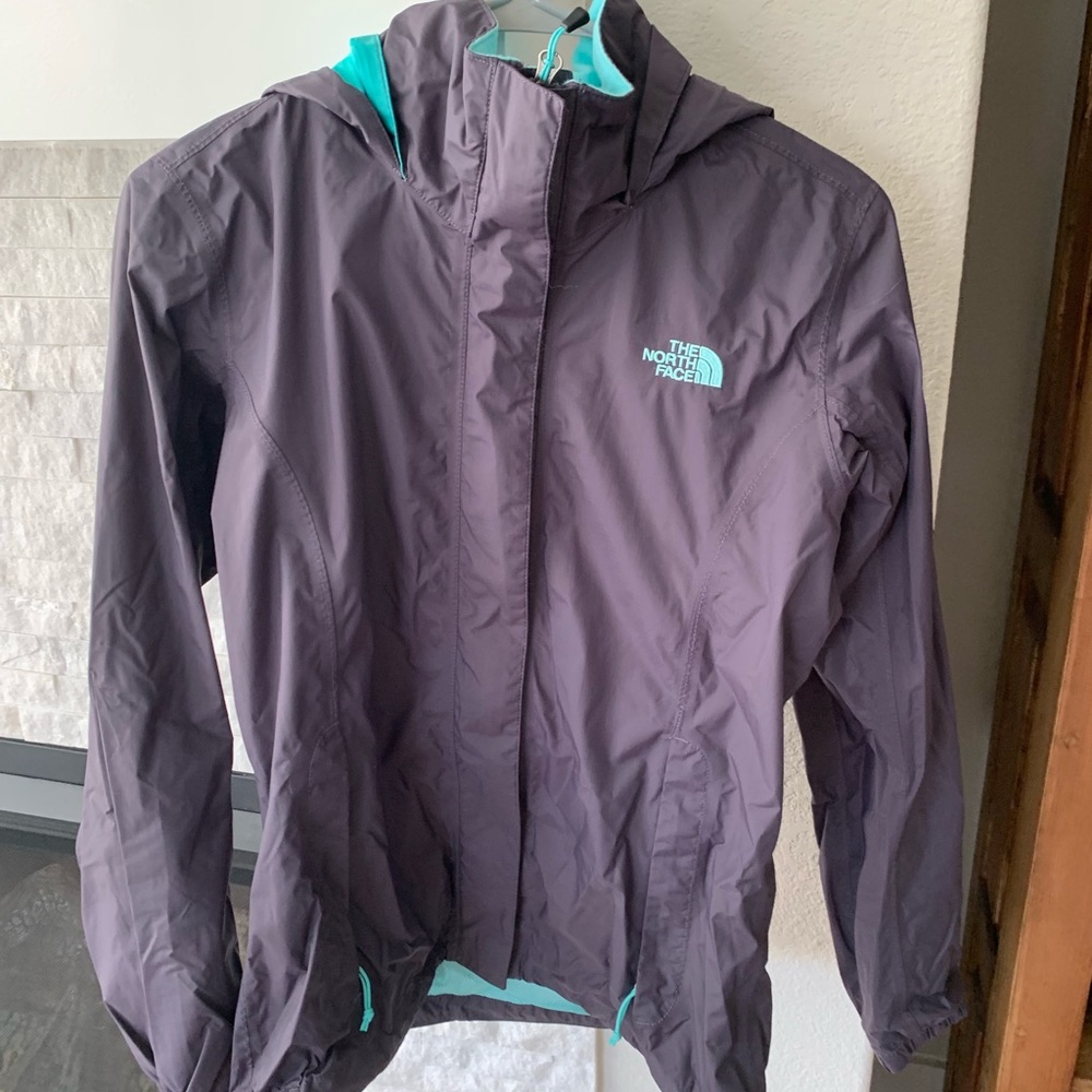 North Face windbreaker/rain coat